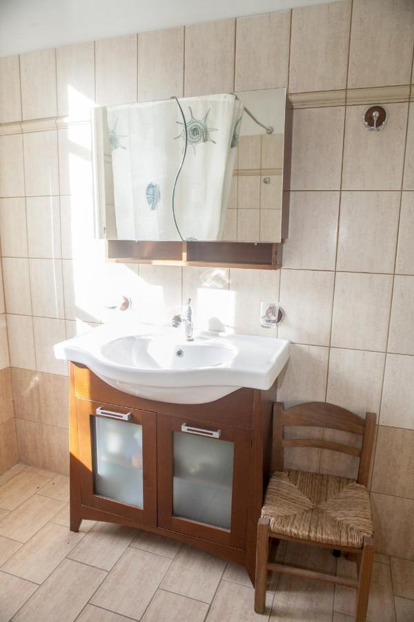 Villa Damiani Nikiana Bagian luar foto
