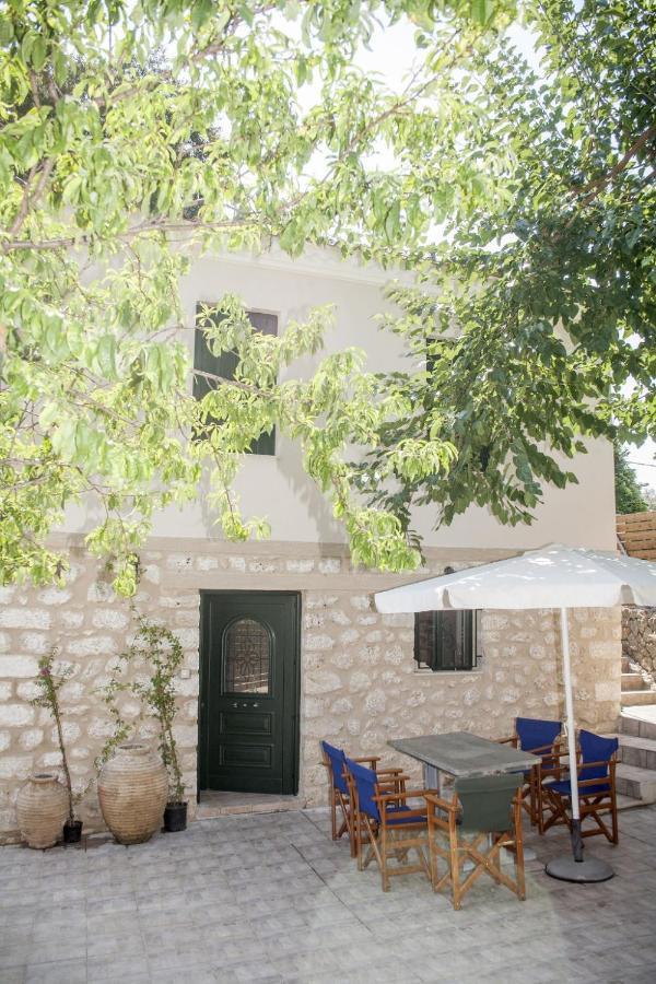 Villa Damiani Nikiana Bagian luar foto